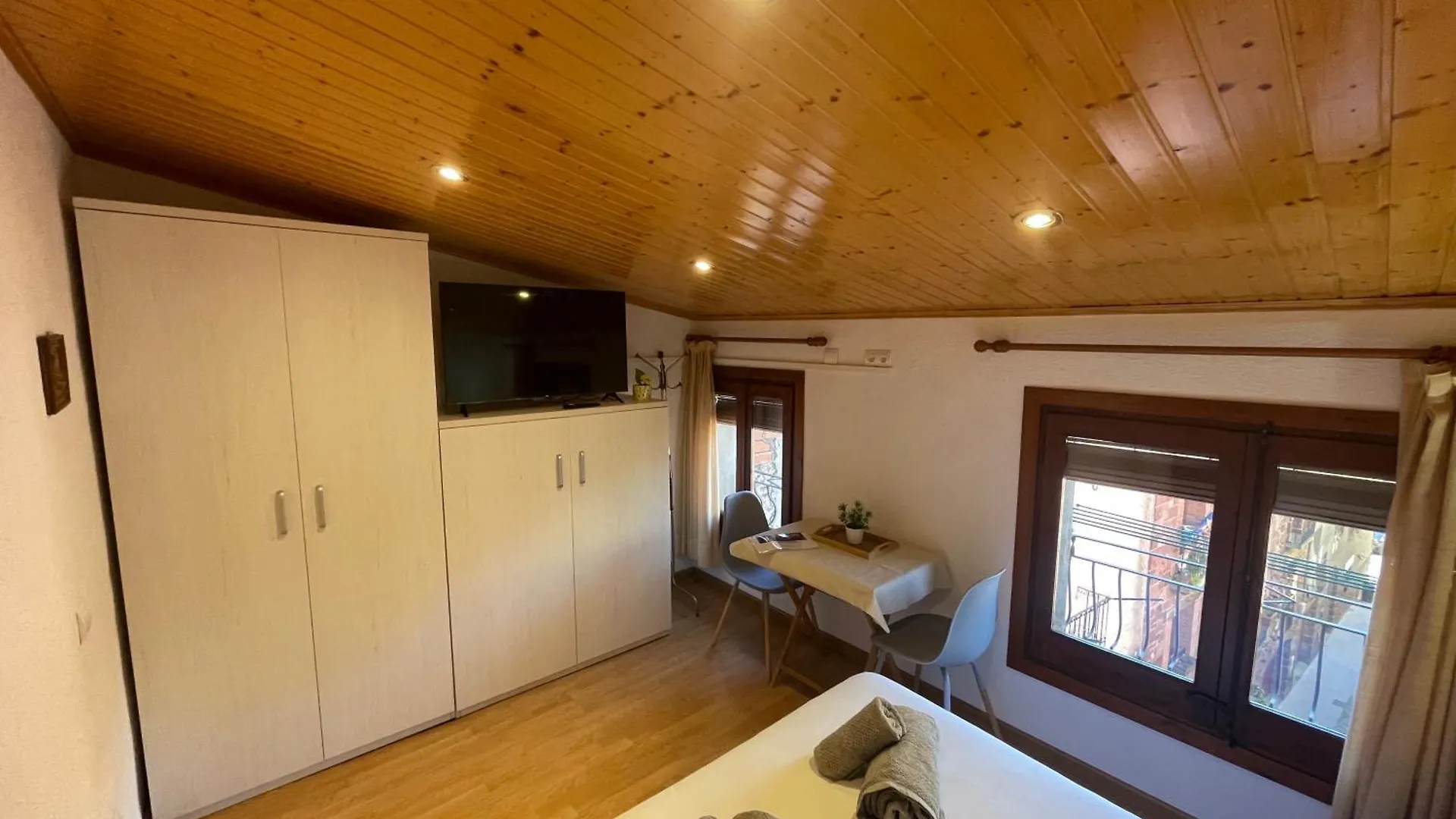Apartment Eva & Travel - Cal Marcel - Habitacion Prades Spain
